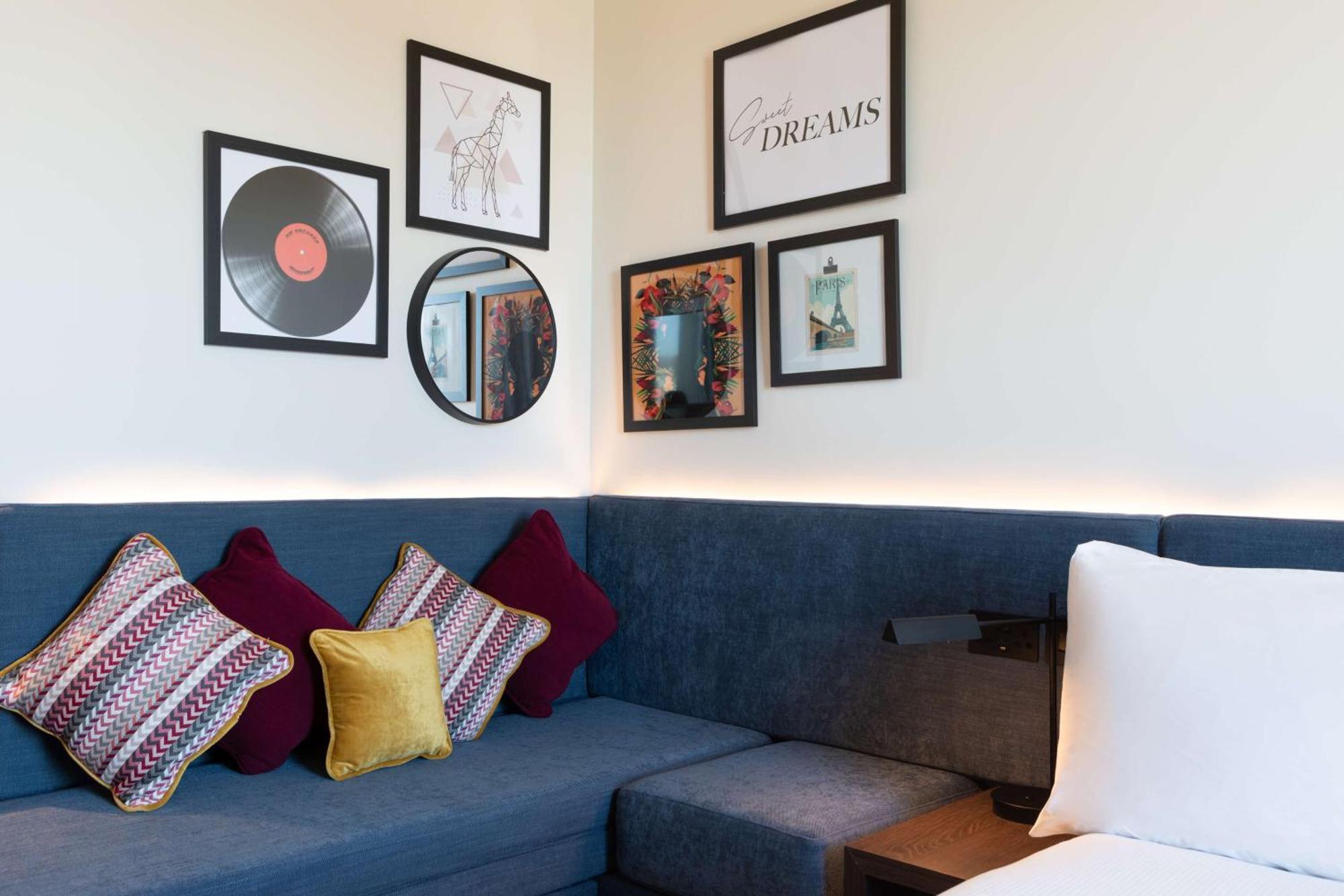 Hotel Hampton By Hilton Ashford International 3*