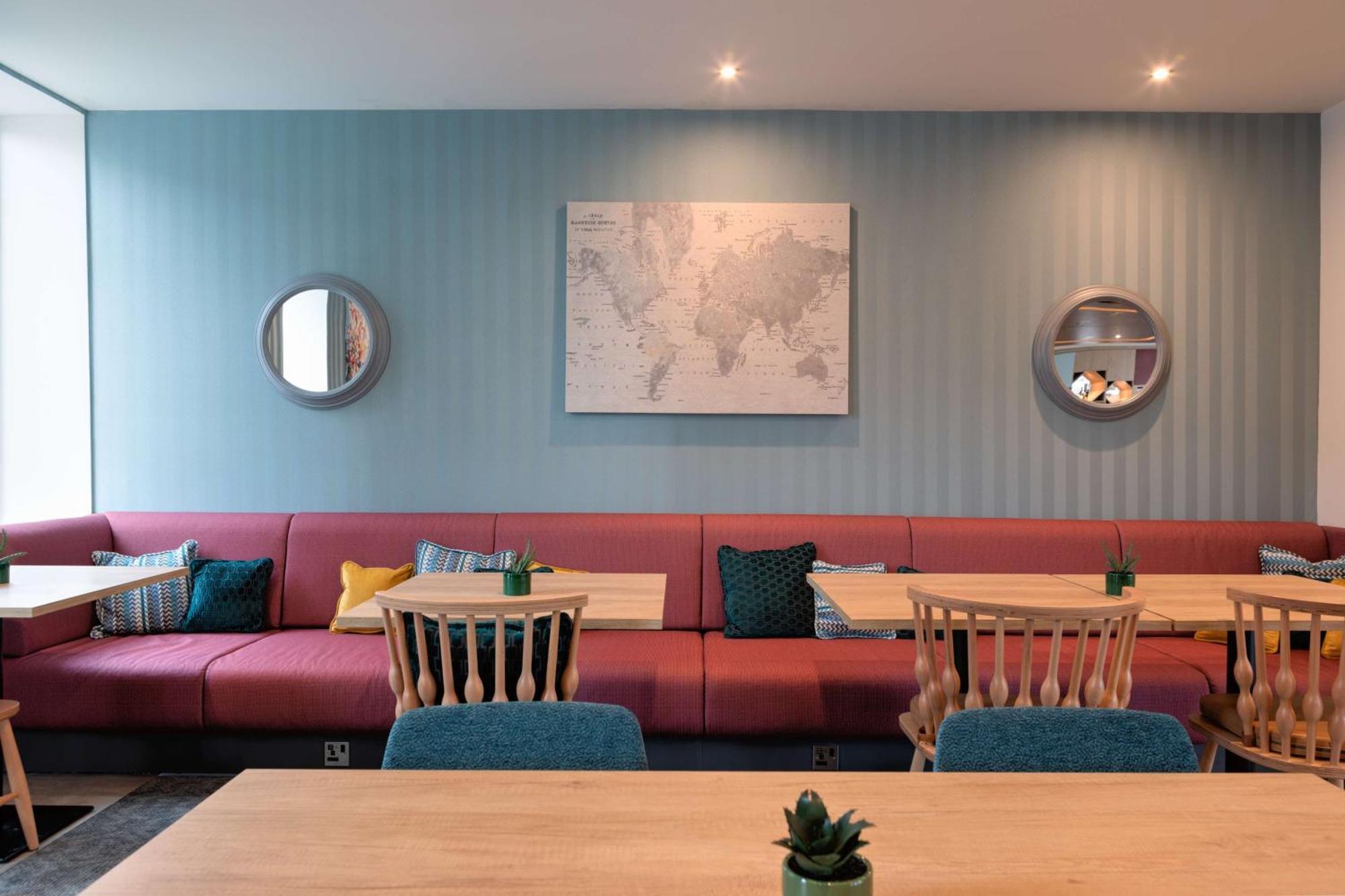 Hotel Hampton By Hilton Ashford International 3*