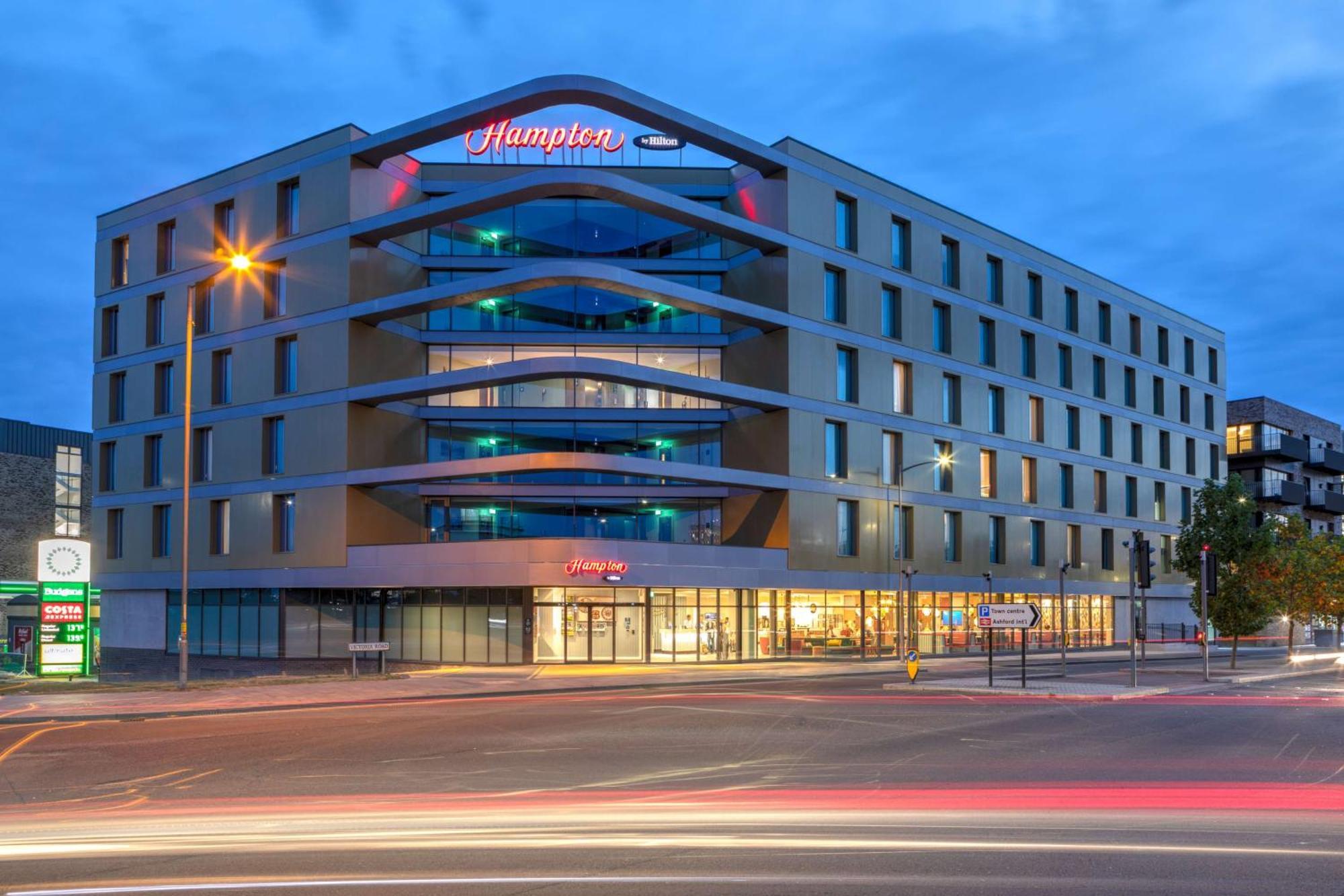 Hotel Hampton By Hilton Ashford International 3*